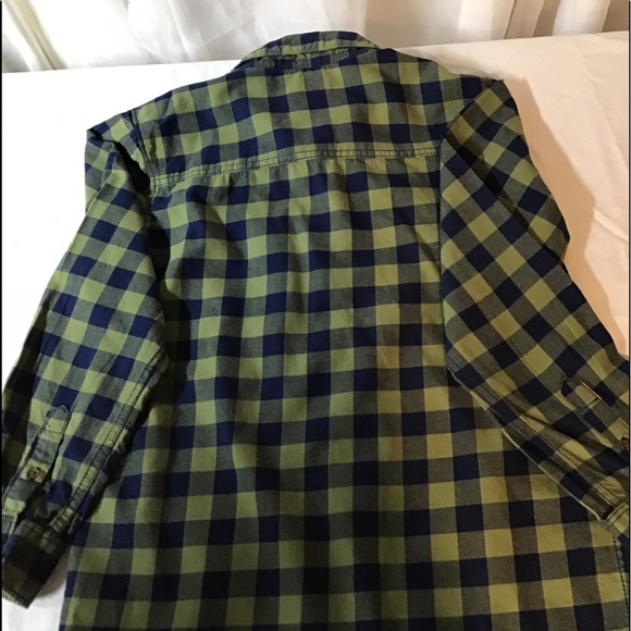 Carter’s- boy’s plaid button down long sleeve - Picture 3 of 10